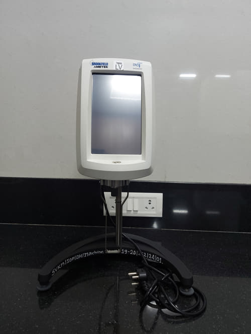 SVKM’s Institute of Pharmacy Dhule Instruments photo 12