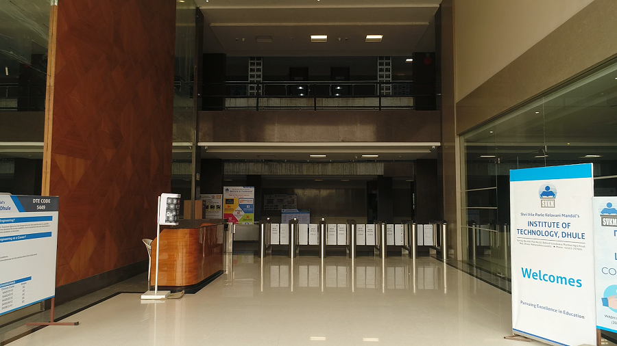 SVKM's Institute of Technology Dhule Campus & Infrastructure photo 8