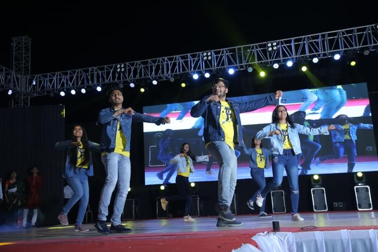 SVKM's Institute of Technology Dhule Splash 2022 photo 4