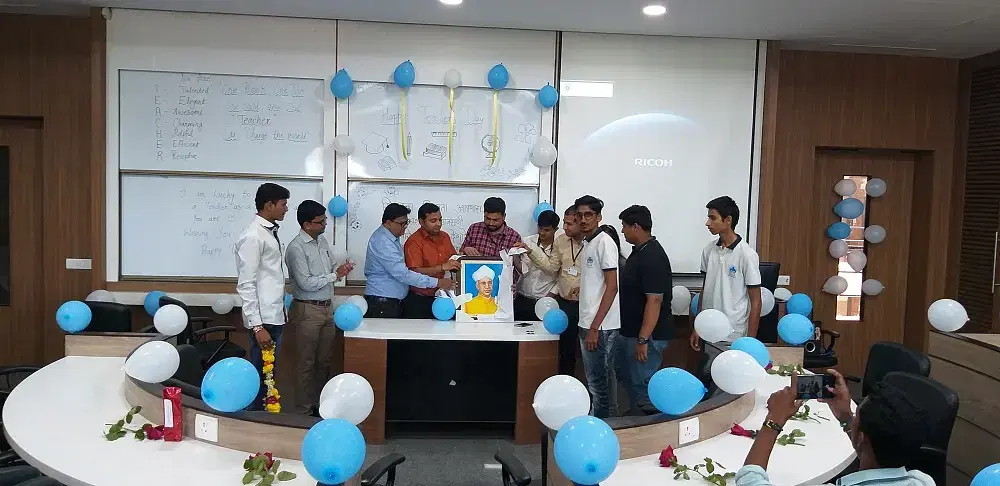 SVKM's Institute of Technology Dhule Events photo 7