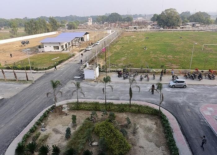 T.S.Mishra University Lucknow College Infrastructure photo 5