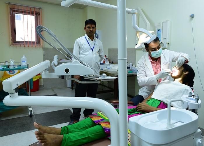 T.S.Mishra University Lucknow Departments and Facilities photo 1