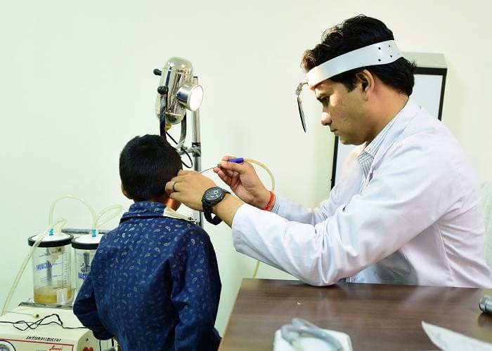 T.S.Mishra University Lucknow Departments and Facilities photo 12