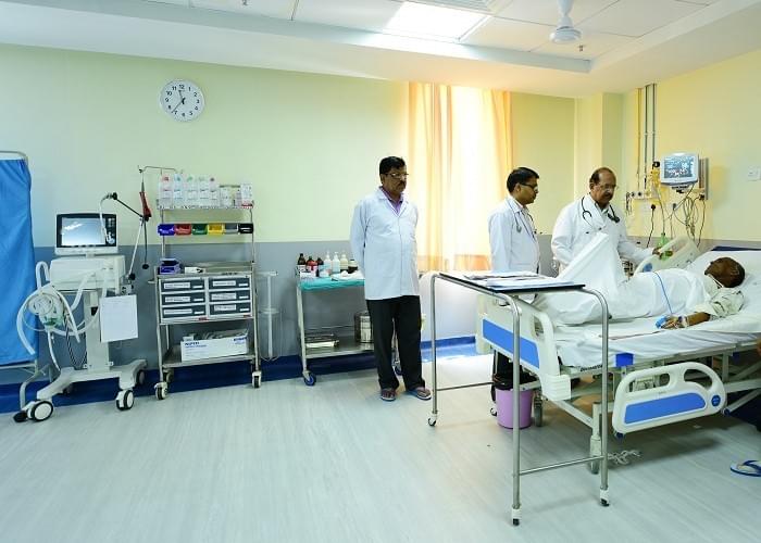 T.S.Mishra University Lucknow Departments and Facilities photo 19