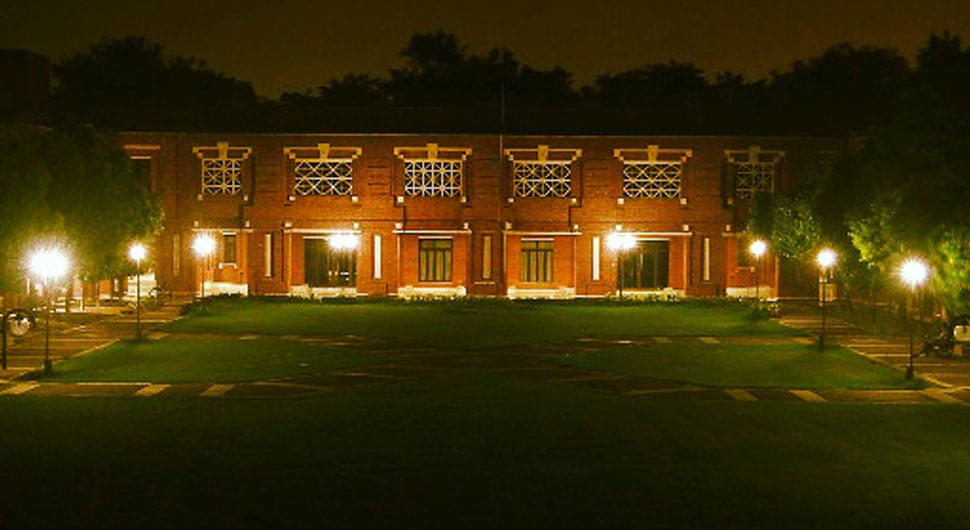 IIM Lucknow Academic Building photo 24
