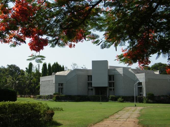 "Tribhuvan" Sahkari University Infrastructure photo 22