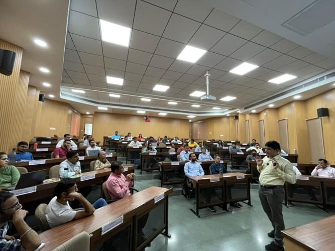 "Tribhuvan" Sahkari University PGDM (RM-X) photo 9