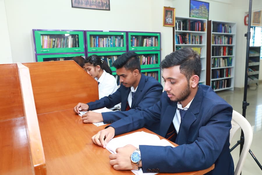 Dhanwantari Academy for Management Studies Bangalore Library photo 5