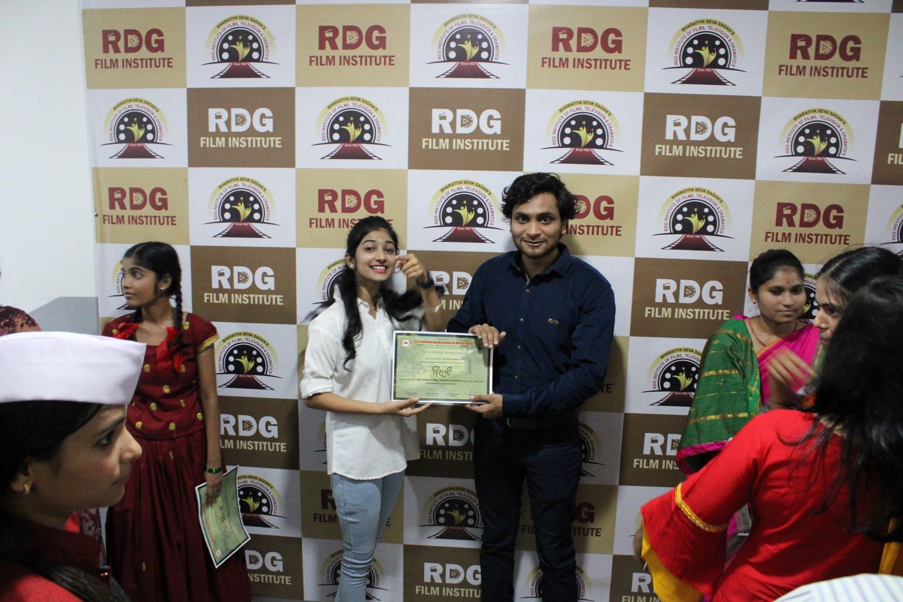 RDG Institute of Films, Television & Dramatics Akola Pishvi photo 10