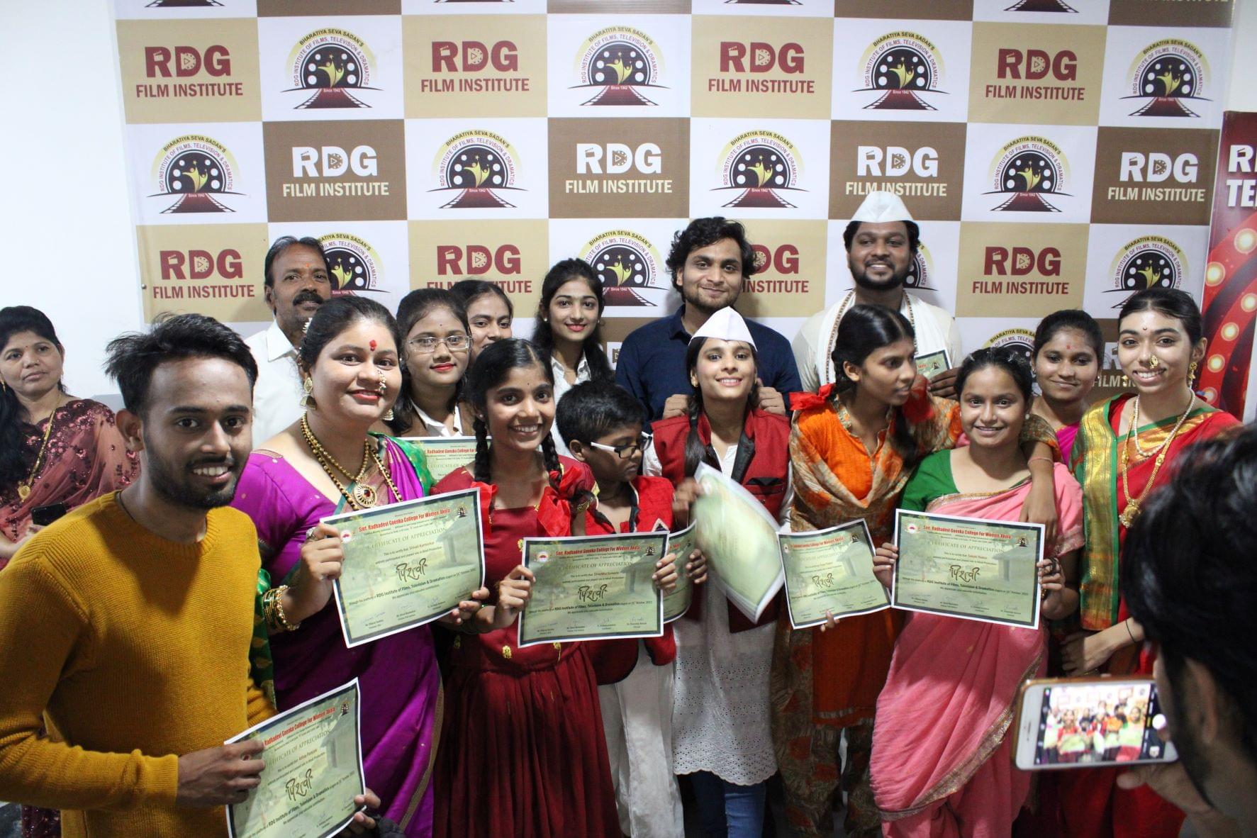 RDG Institute of Films, Television & Dramatics Akola Pishvi photo 8