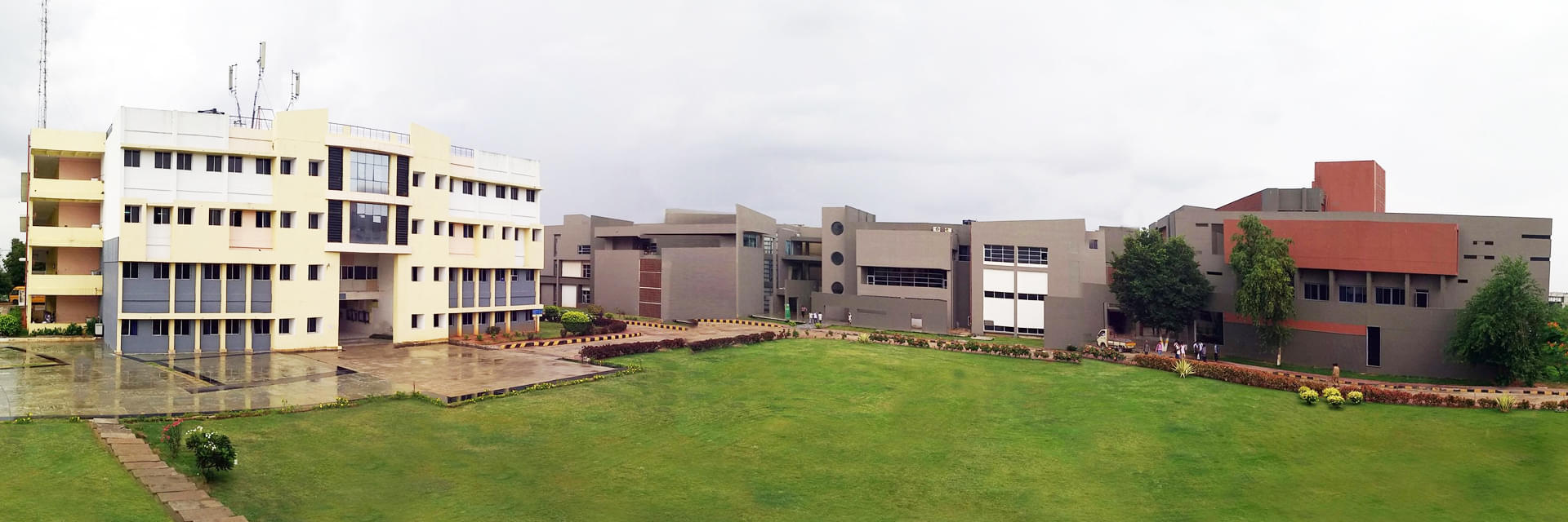 Sreenidhi University Hyderabad Campus photo 1