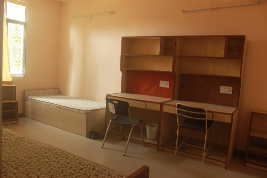 JLU Bhopal hostel photo 3