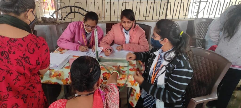 Kamdar Homoeopathic Medical College and Research Centre Rajkot Medical Camp photo 5