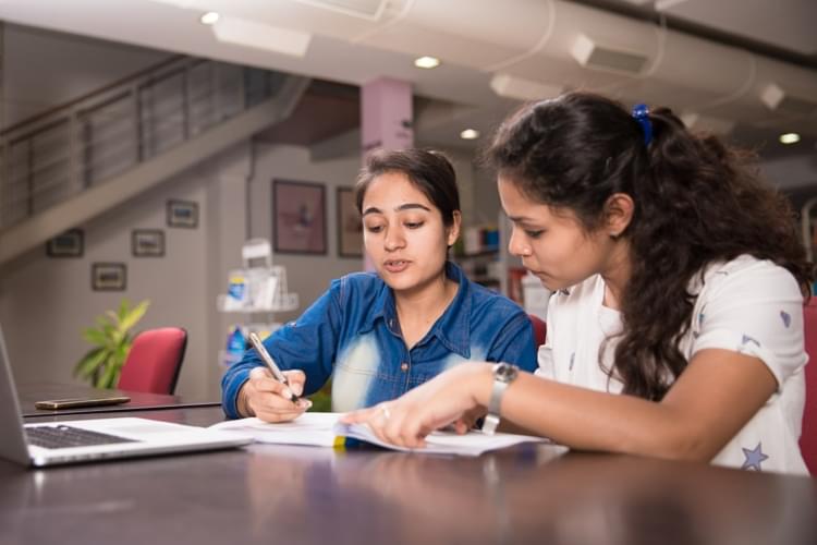 Jaipuria Institute of Management Indore Campus Life photo 3