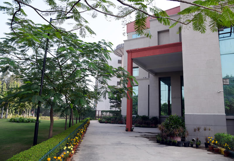 GL Bajaj Institute of Management and Research Greater Noida hostel photo 21