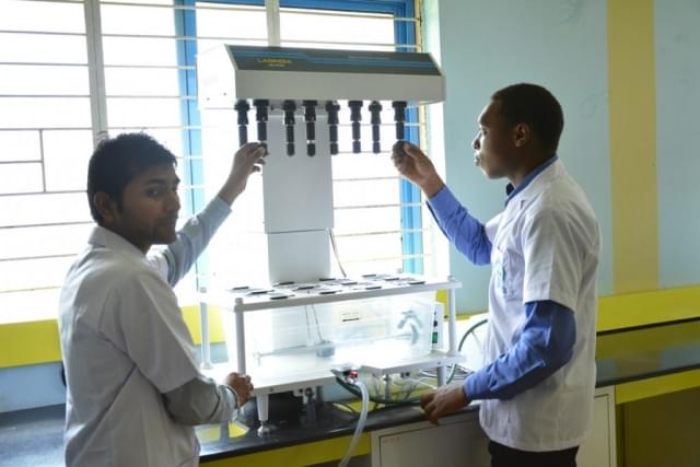 Sri Venkateshwara College of Pharmacy Chittoor Laboratories photo 4