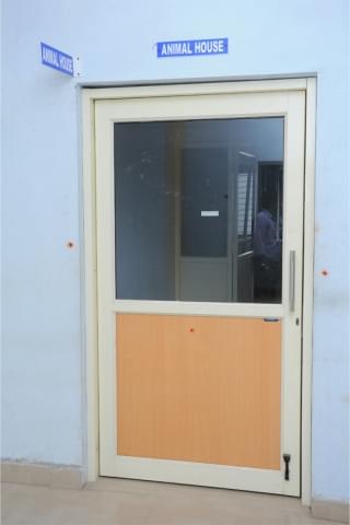 Sri Venkateshwara College of Pharmacy Chittoor Animal House photo 3