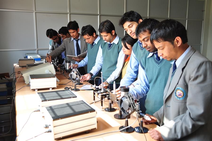 Phonics University Campus & Activities photo 9