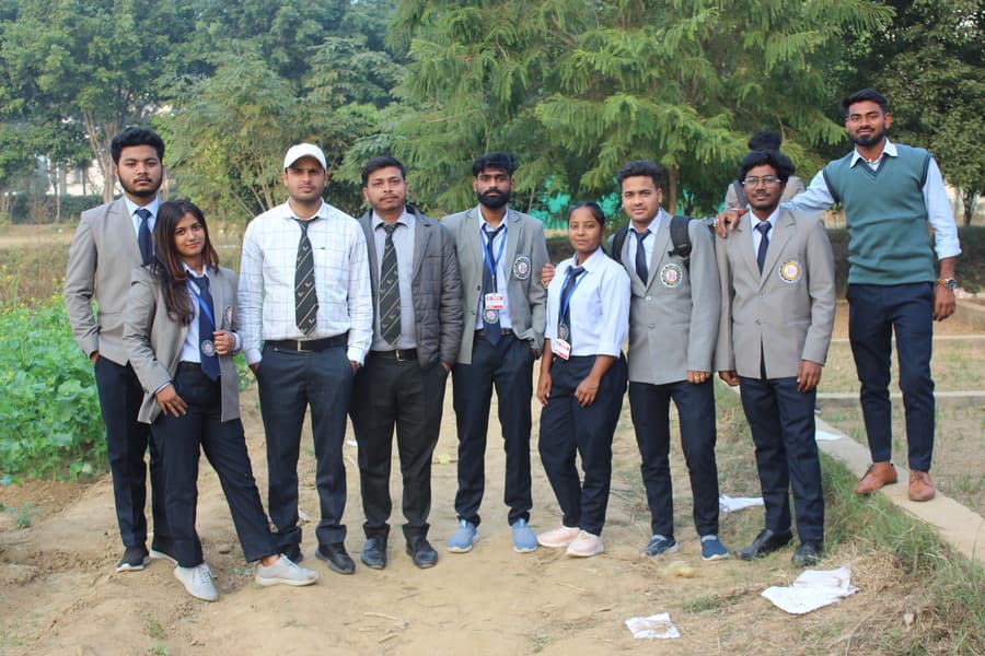 Phonics University Campus & Activities photo 41