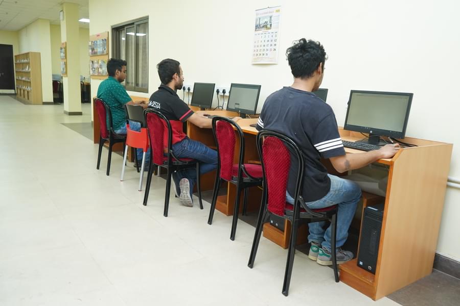 SXUK Library photo 6