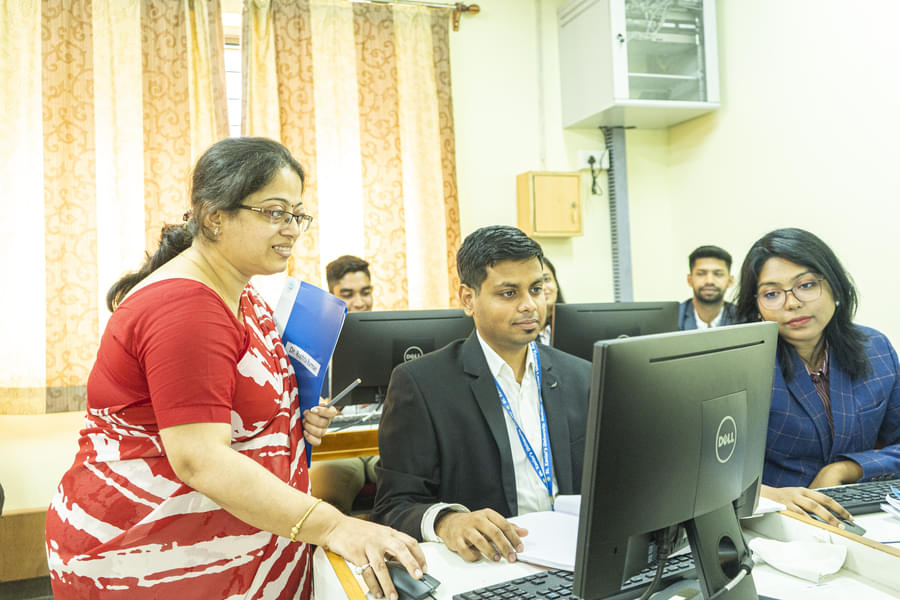 SXUK Computer Lab photo 2