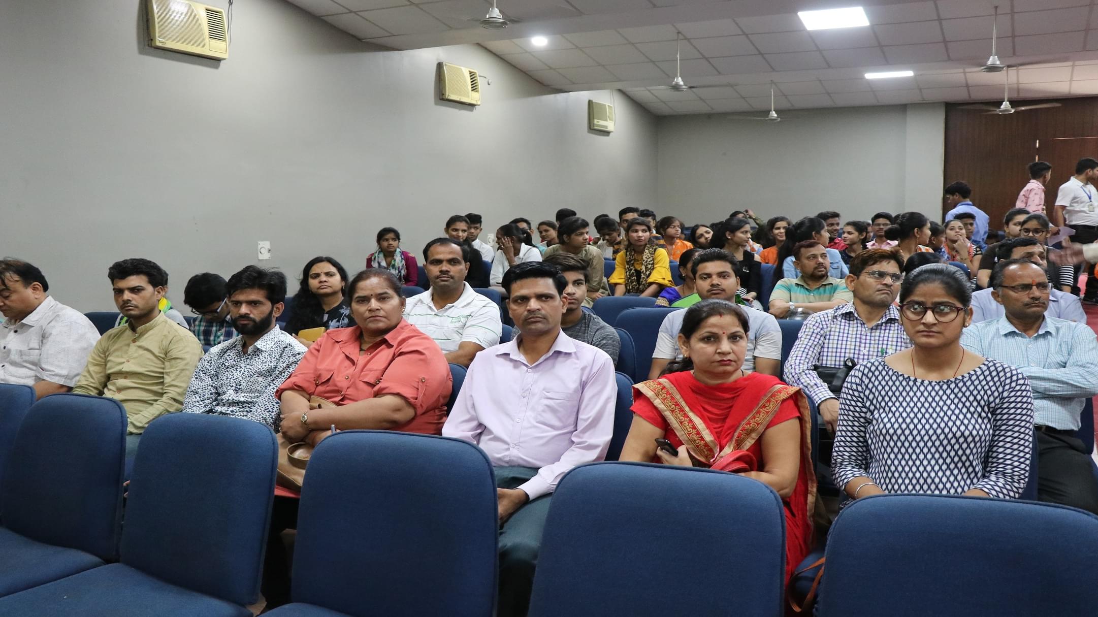 IPEM Law Academy Ghaziabad Auditorium photo 3