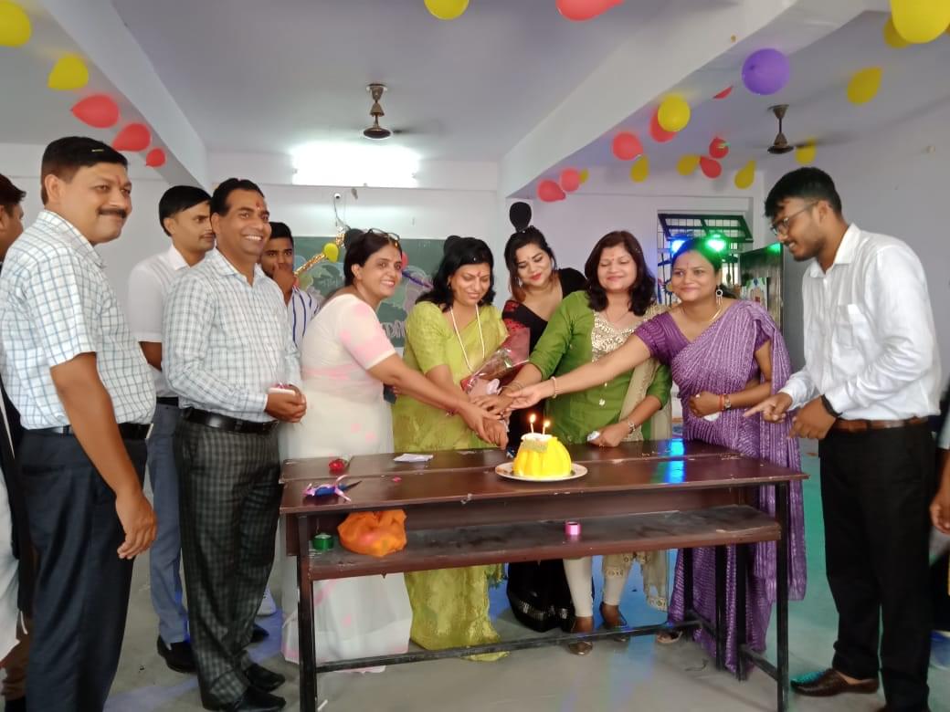 Charak and Suruchi Group Of Institutions Lucknow Teacher's Day photo 1