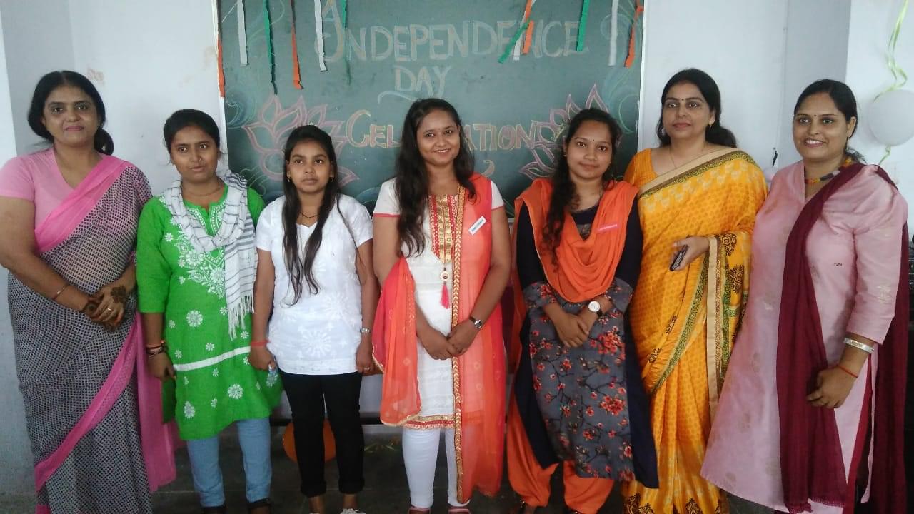 Charak and Suruchi Group Of Institutions Lucknow Teacher's Day photo 5