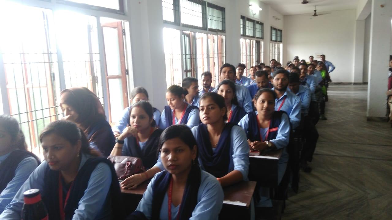 Charak and Suruchi Group Of Institutions Lucknow Hindi Samaroh photo 3