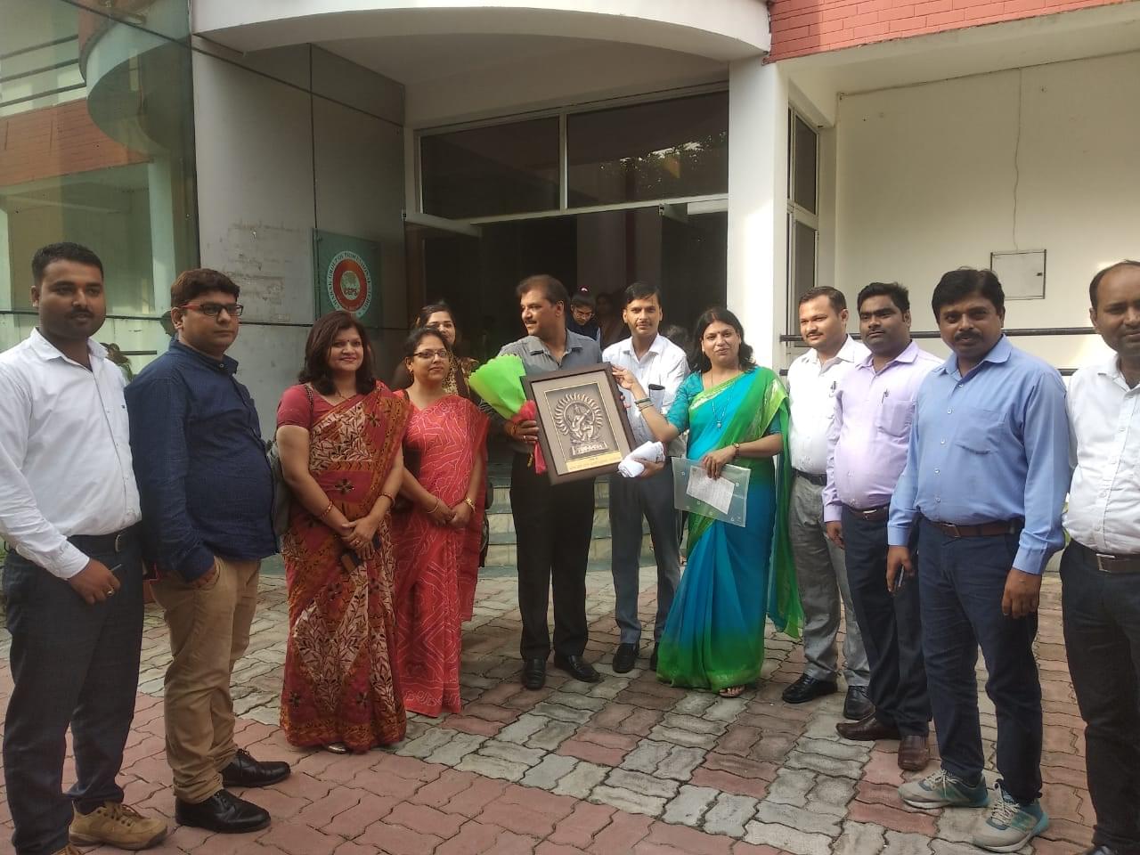 Charak and Suruchi Group Of Institutions Lucknow Hindi Samaroh photo 4