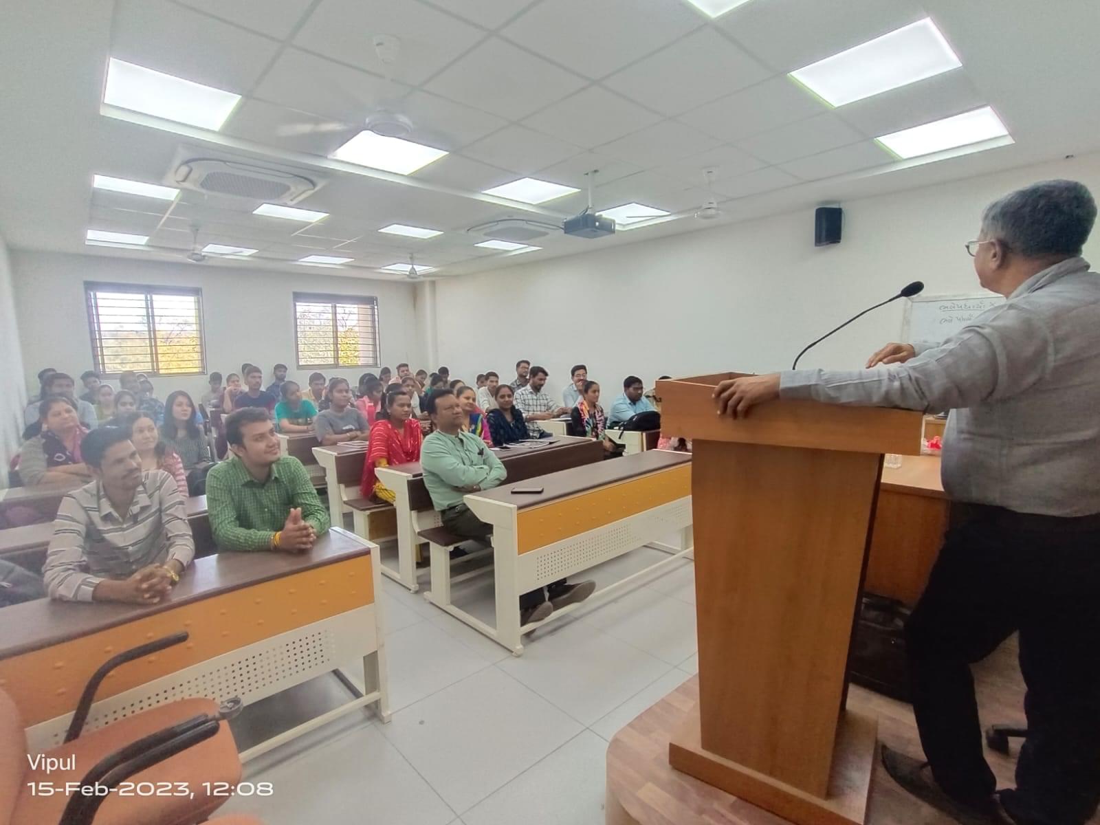 Gujarat University Ahmedabad Seminar photo 17