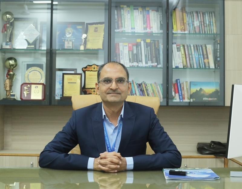 Dr. Subhash University Junagadh Infrastructure photo 18