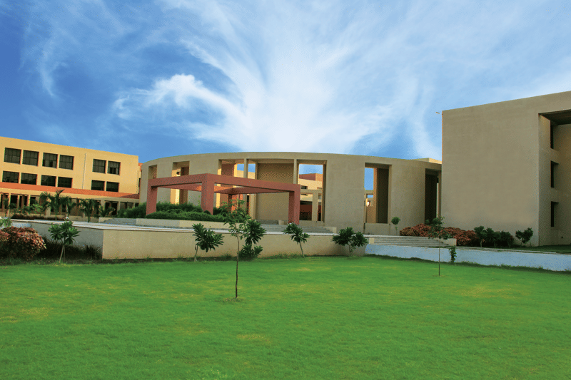 Dr. Subhash University Junagadh Infrastructure photo 46