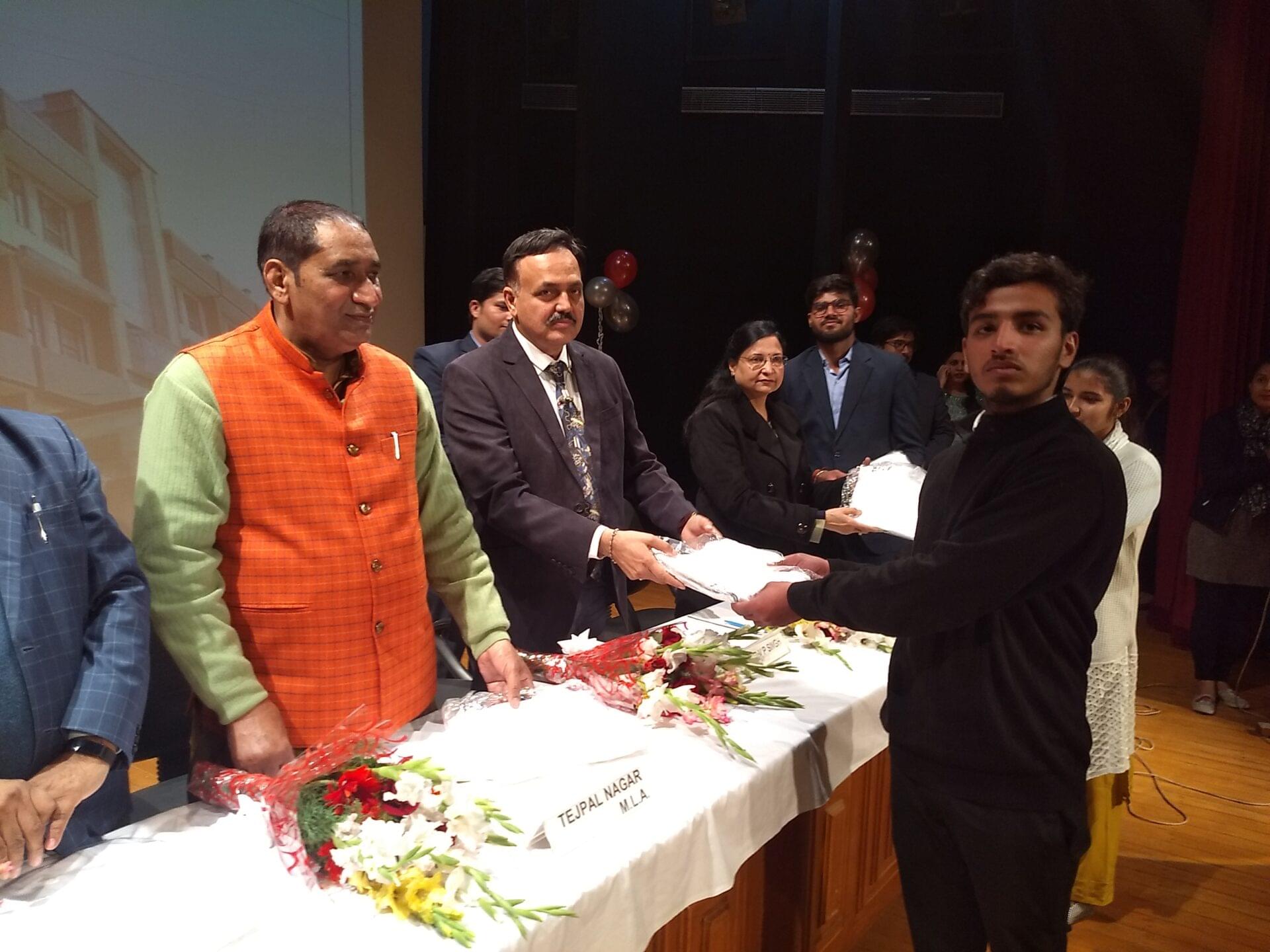 Ishan Institute of Pharmacy Greater Noida Events photo 4