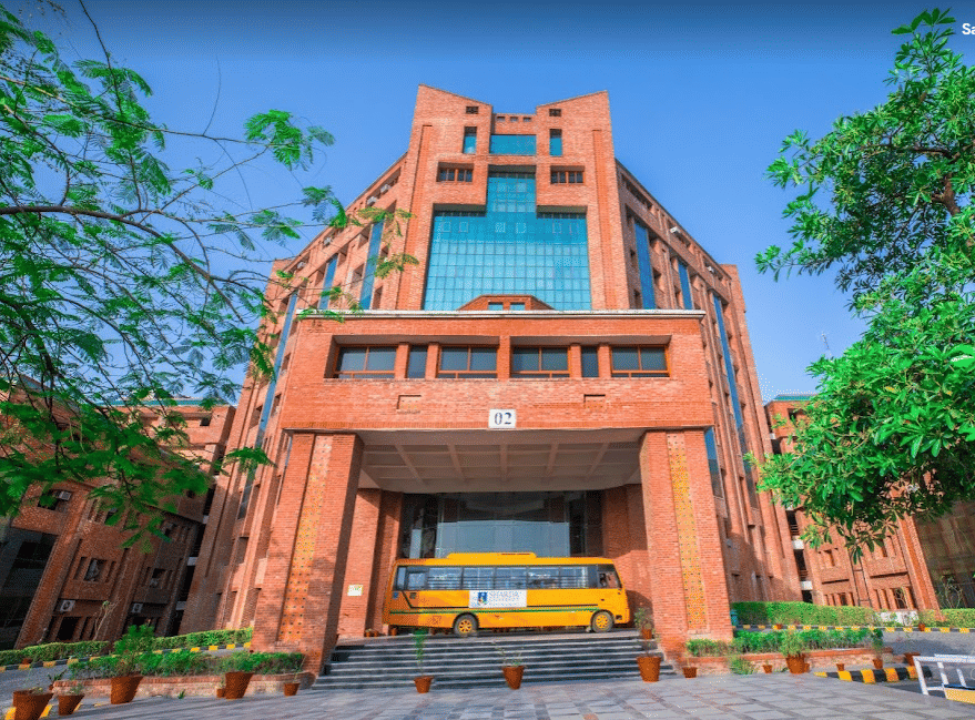 Sharda University Infrastructure