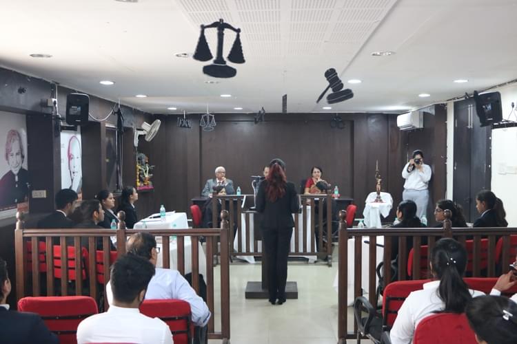 GH Raisoni Law School Nagpur Campus Life photo 7