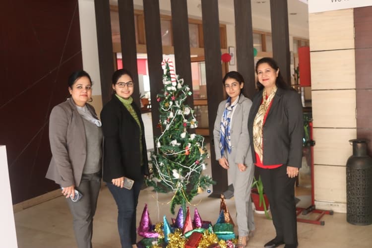 RIG Institute of Hospitality and Management Greater Noida Christmas Celebration photo 3