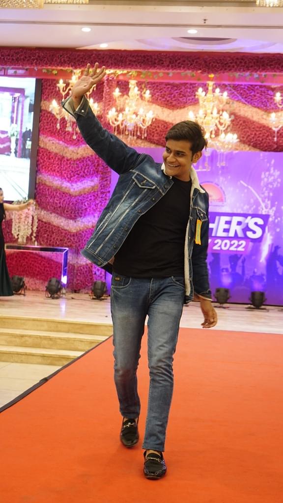 Shikshapeeth College of Management and Technology New Delhi Annual Freshers & Farewell Party photo 37