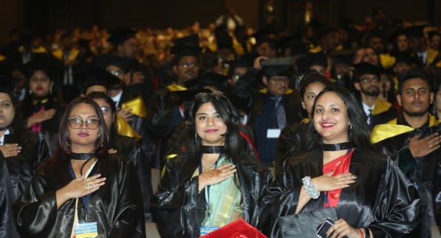 Amity University Kolkata Convocation 2023 photo 1