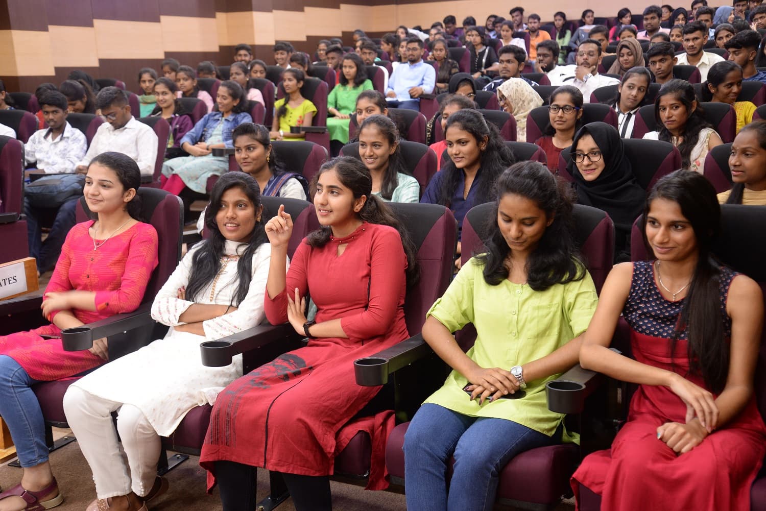 Navkis College Of Engineering Hassan Academic Building photo 1