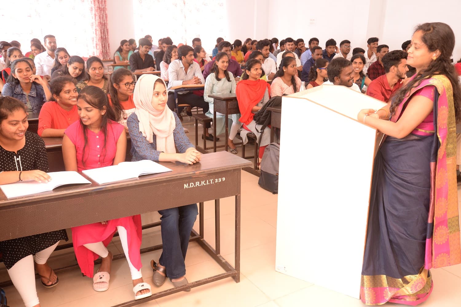 Navkis College Of Engineering Hassan Academic Building photo 5