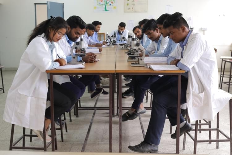 Ishan Institute of Pharmacy Greater Noida Campus Life photo 1