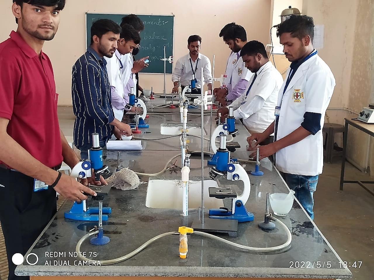 Shivnath Singh College Gwalior Lab photo 7
