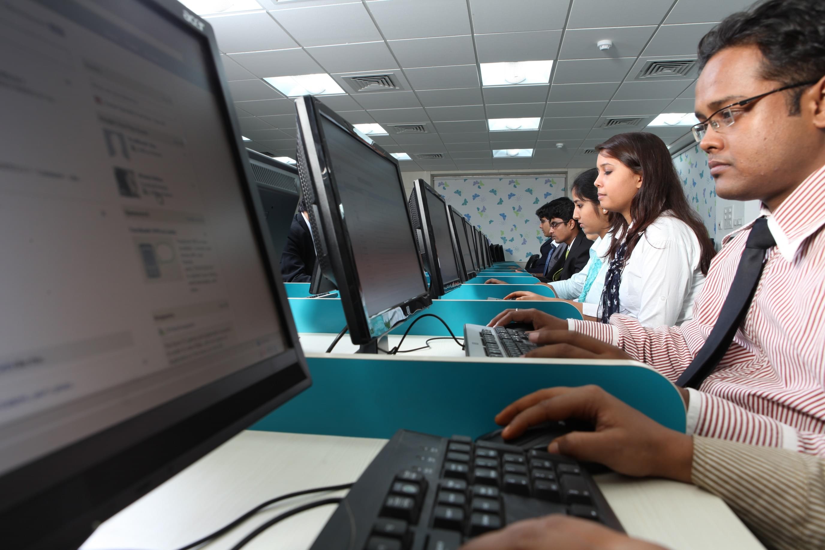 NSHM Kolkata Computing & Analytics photo 7