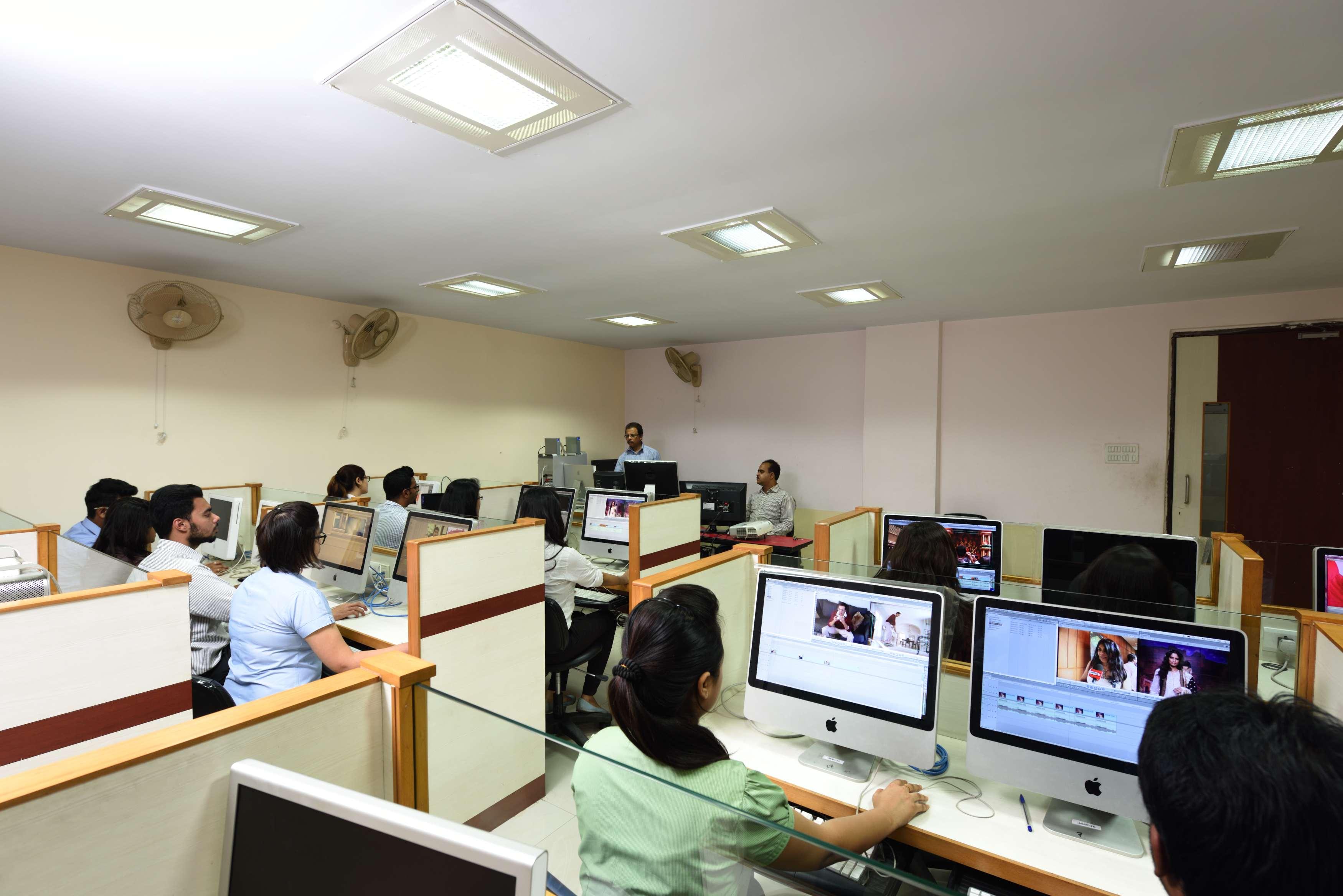 NSHM Kolkata Media & Communication photo 6