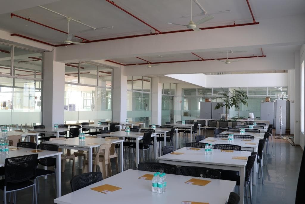 Avantika University Ujjain Labs and Studios photo 8