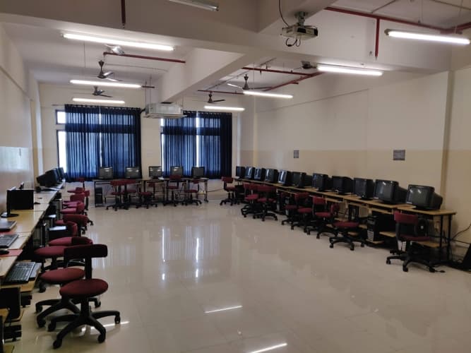 Tilak Maharashtra Vidyapeeth Kharghar Mumbai Campus & Facilities photo 14