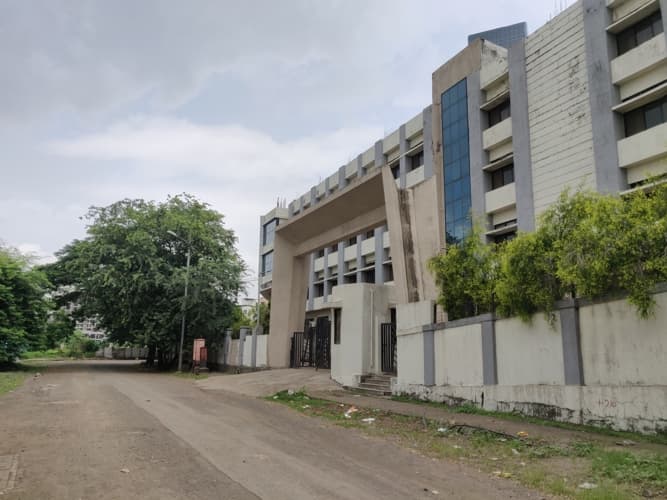Tilak Maharashtra Vidyapeeth Kharghar Mumbai Campus & Facilities photo 18