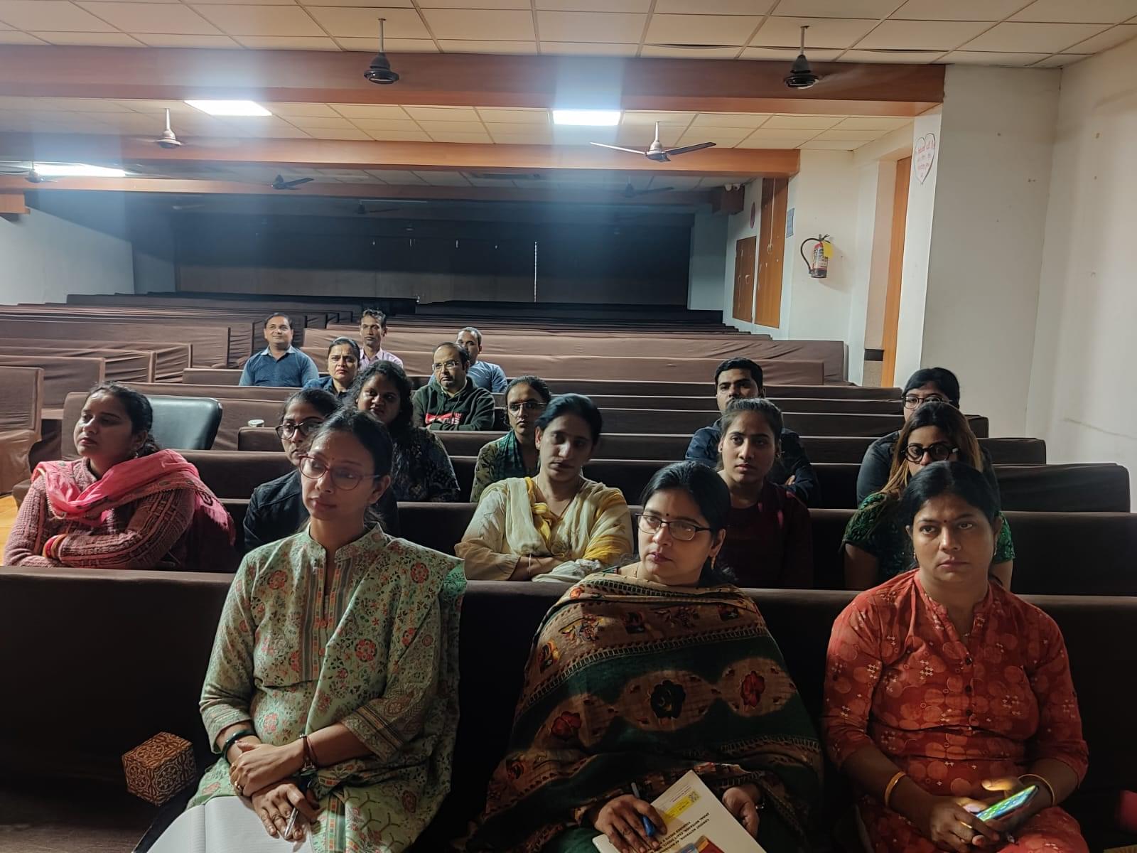 Avviare Educational Hub Noida Faculty Development photo 4