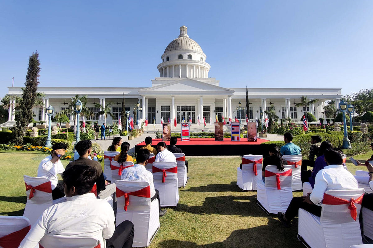 Avviare Educational Hub Noida International Relations photo 2